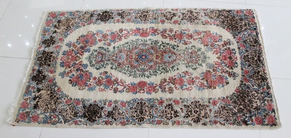 Kirman Lover Rug Beige C. 1920.
