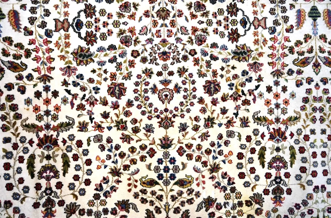 Large Persian Wool Carpet - 8