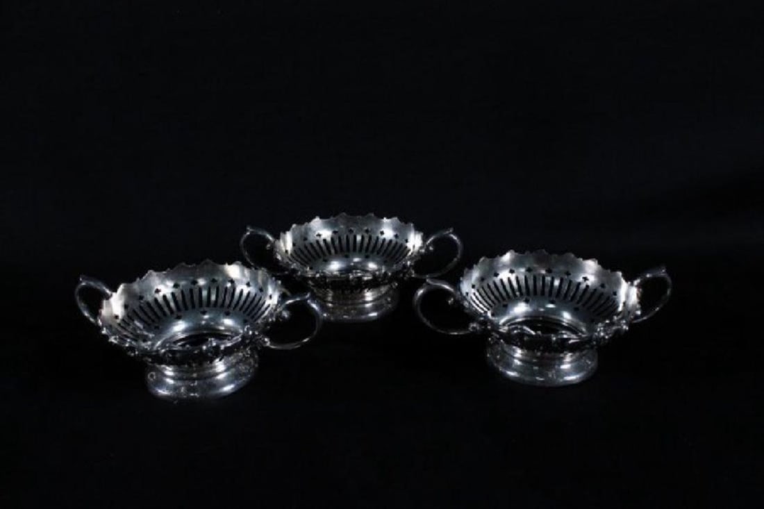 Set Of 3 Sterling Silver Ramekin Holder (1 of 2)