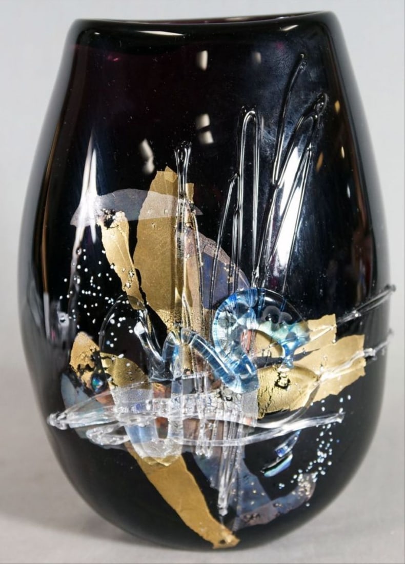 Art Glass Vase (1 of 3)