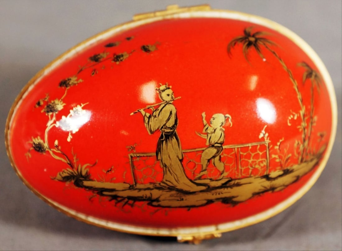 French Porcelain Hinged Egg - 2