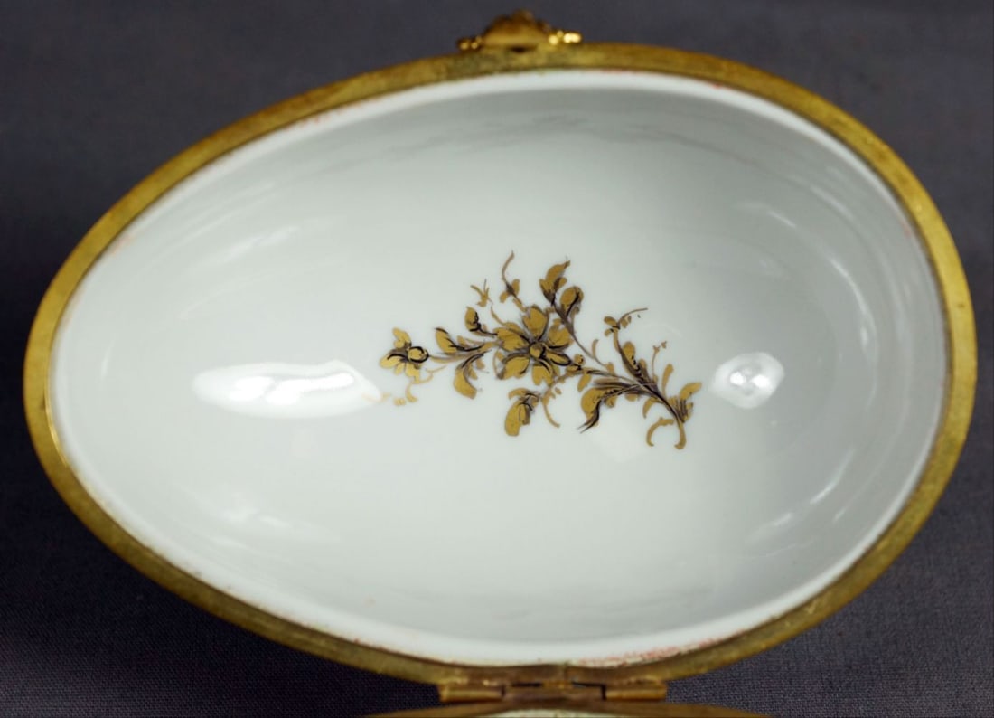 French Porcelain Hinged Egg - 4