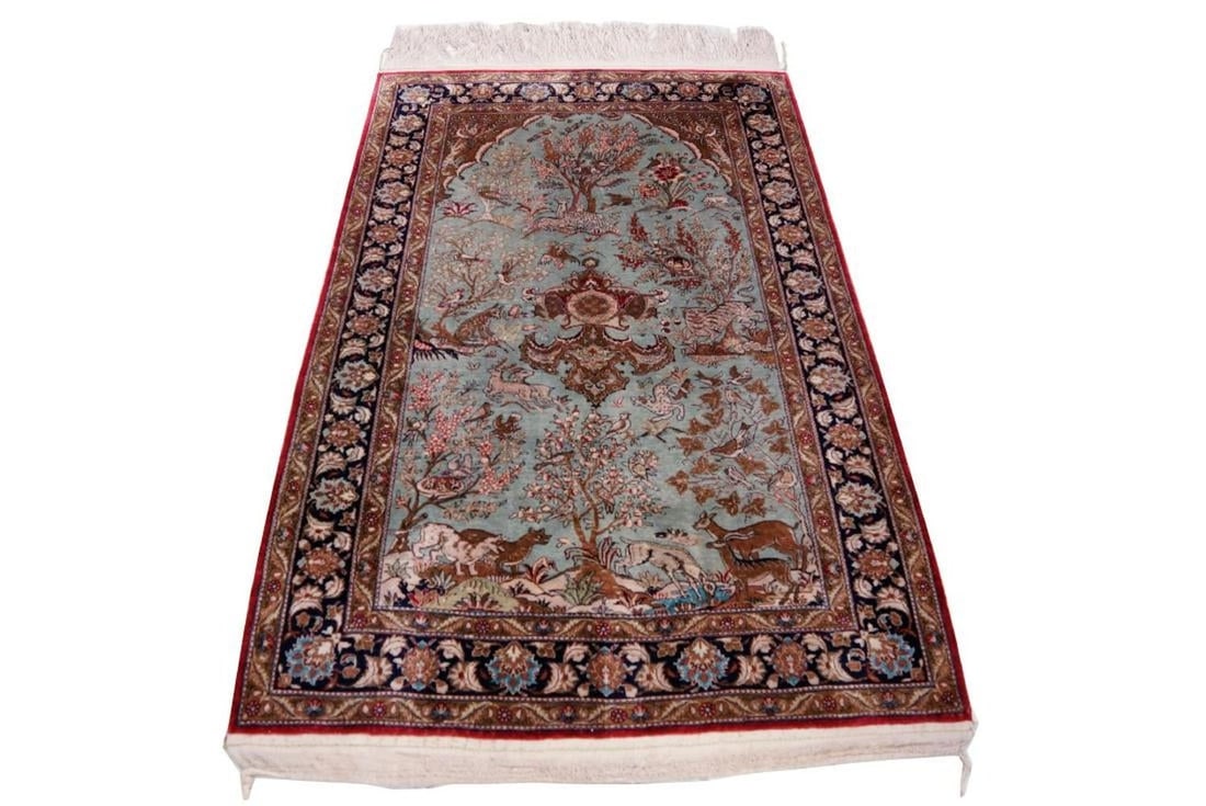 Silk Throw Rug (1 of 7)