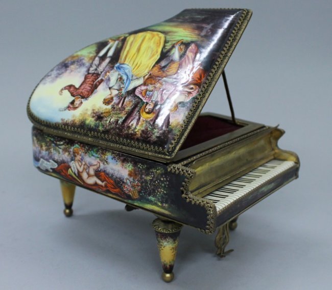 Viennese Enamel Piano Music Box Etui: VIENNESE ENAMEL PIANO MUSIC BOX ETUI. MEASURES H: 3 3/4" W: 6 1/2". NO INTERNATIONAL SHIPPING ON IVORY