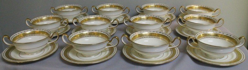 SET OF 12 MINTON SOUP BOULLIONS AND UNDERPLATES: SET OF 12 MINTON SOUP BOULLIONS AND UNDERPLATES . THE CUP MEASURES H: 2" AND THE SAUCER MEASURES 6 1/4" DIAMETER
