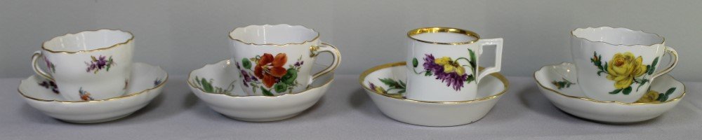 SET OF 4 MEISSEN CUP AND SAUCERS: SET OF 4 MEISSEN CUP AND SAUCERS . THE CUP MEASURES H: 2" AND THE SAUCER MEASURES 4 1/4" DIAMETER