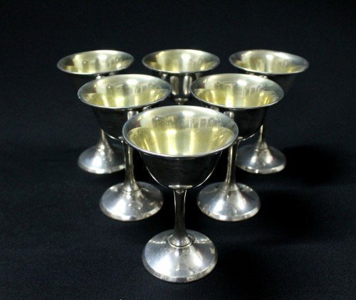 Set Of 6 Silver Cups: Set Of 6 Silver Cups, Total Weight Is 11 Oz. They Measure H:4 1/4" W:2 7/8"