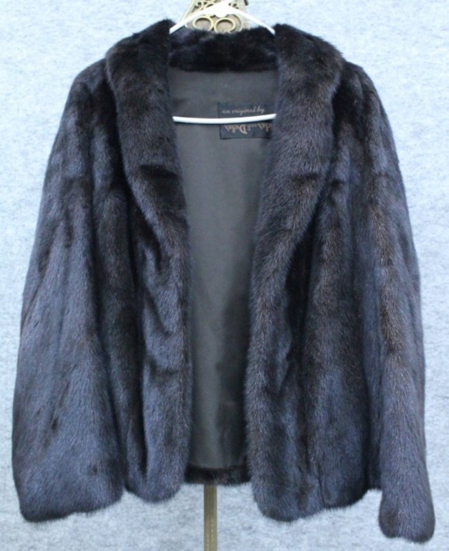 DICKER AND DICKER BEVERLY HILLS FUR COAT: DICKER AND DICKER BEVERLY HILLS FUR COAT