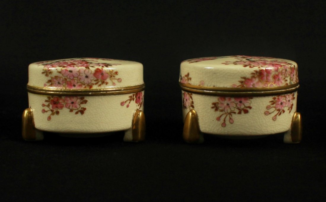 PAIR OF MINIATURE GERMAN PORCELAIN JEWELERY BOXES: PAIR OF MINIATURE GERMAN PORCELAIN JEWELERY BOXES. MEASURES H: 2 1/2" W: 2 1/2"