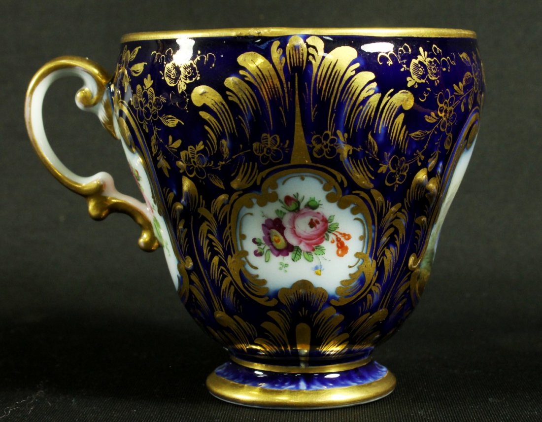 CONTINENTAL PORCELAIN CUP: CONTINETAL PORCELAIN CUP. MEASURES H: 3 1/2" W: 3 1/2"