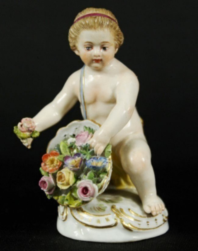 19TH CENTURY MEISSEN PORCELAIN FIGURE (1 of 4)