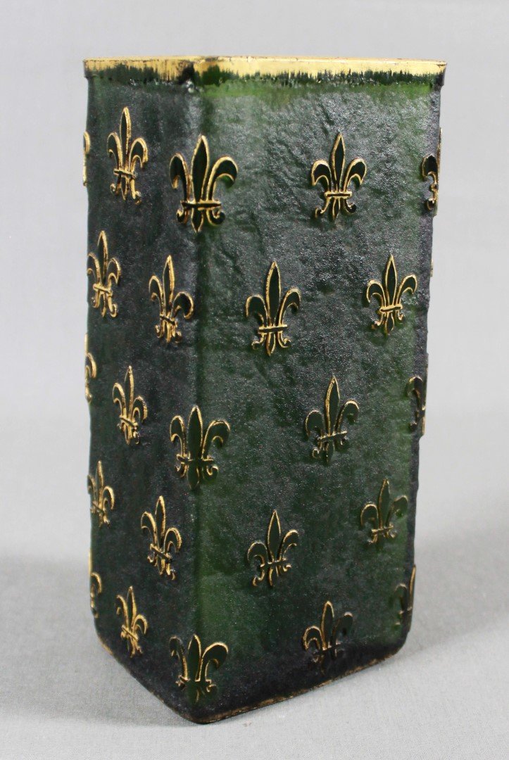 DAUM NANCY CAMEO GLASS VASE, SIGNED (1 of 4)