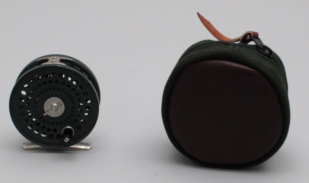 Orvis CFO III Disc Made in England by Hardy Bros.: 3" dia., 4oz. for a 5/6/7 line. The CFO fly reels have often been called the finest freshwater reels in the world. This reel is green and set for LHW and comes with original leather/canvas case, Very 