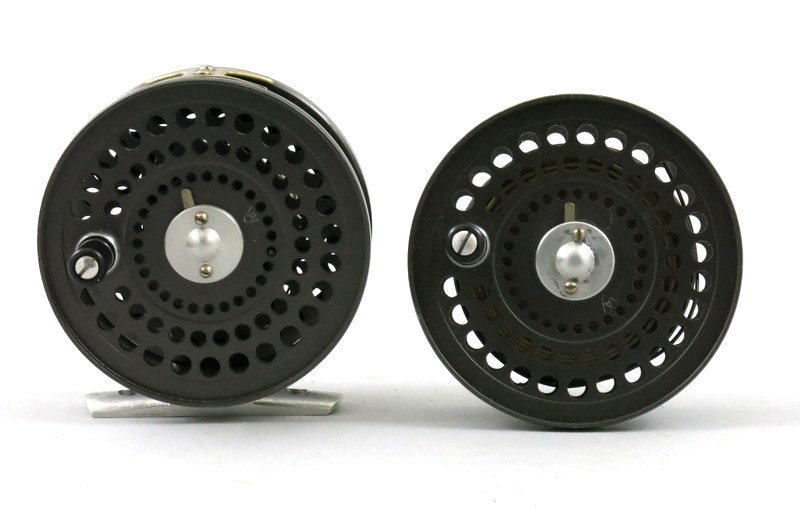 Orvis CFO III Fly Reel With Spare Spool: Orvis CFO III Fly Reel made in England by Hardy Bros. with very smooth functioning adjustable click and pawl drag, optional nickel silver line-guard and spare spool. Can be set for right or left hand 