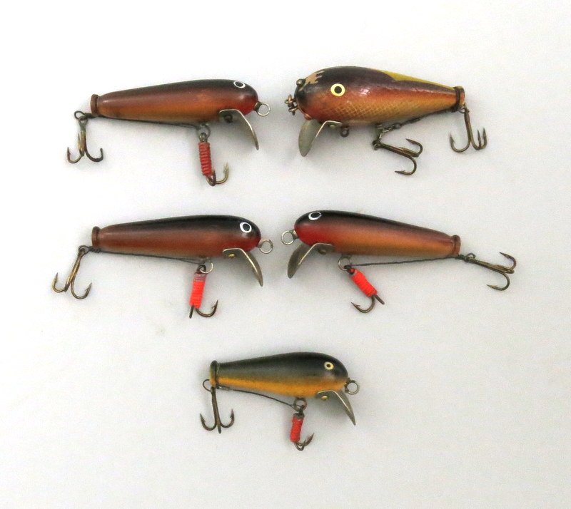 Group of Five Hardy Jock Scott Lures: Various sizes and colors, all are marked "Hardy Bros. Ltd., Alnwick, England" on the back of the lip, all are in Excellent plus condition with exception to one with some paint chipping to wood.