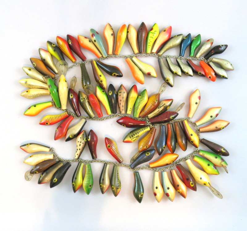 Massive Chain Load of Salesman's Poe Cedar Lures: Includes over eighty lures in all different sizes and colors. Some are number stamped. All in Excellent condition.