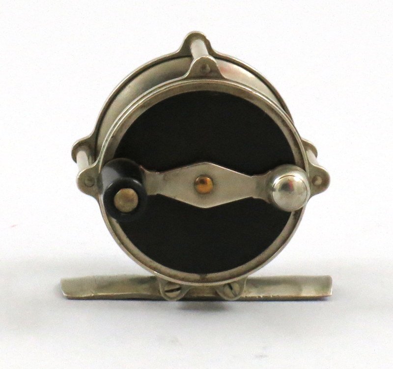 Tiny 1 7/8" Julius vom Hofe Raised Pillar Fly Reel (1 of 3)