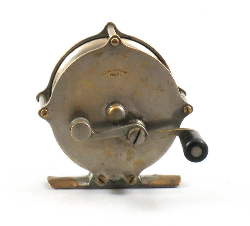 Whiting & Hendrick Bros. Raised Pillar Reel (1 of 3)