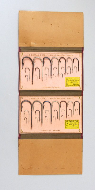 O. Mustad & Son Salesmen Sample Leather Case (1 of 3)