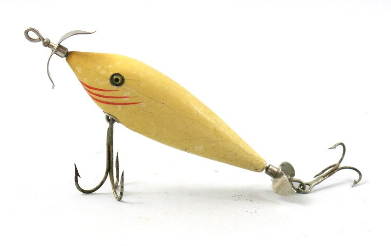 Ca. 1905 Heddon Solid White High Forehead 300 Minnow (1 of 3)