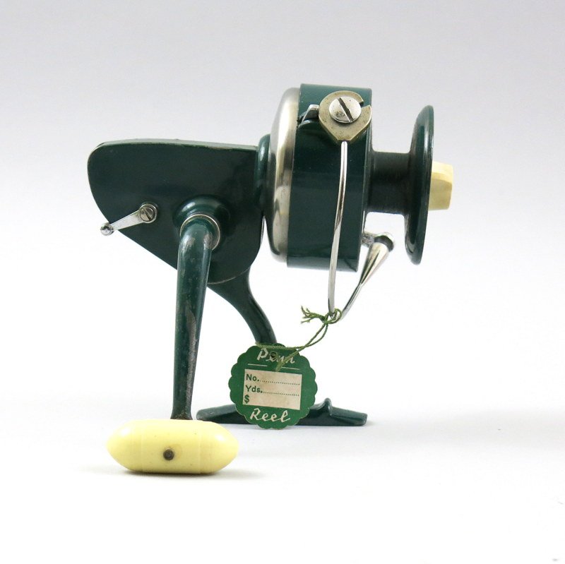 Rare First Version Penn 700 Spinfisher Spinning Reel (1 of 3)