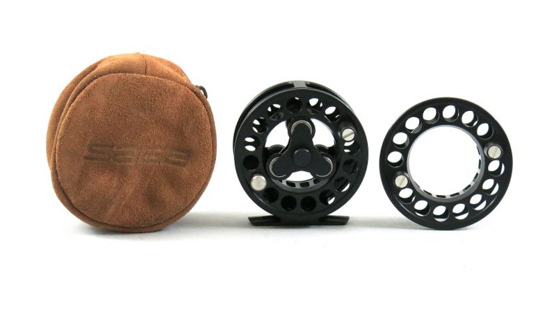 Sage Contemporary Model 705 Fly Reel With Spare Spool (1 of 3)