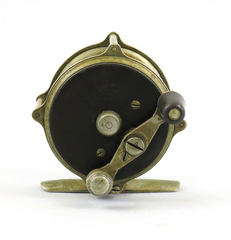 Julius Vom Hofe Raised Pillar Reel (1 of 3)