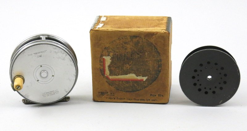 3 1/8" Hardy Perfect Reel With Spare Spool and Box (1 of 4)