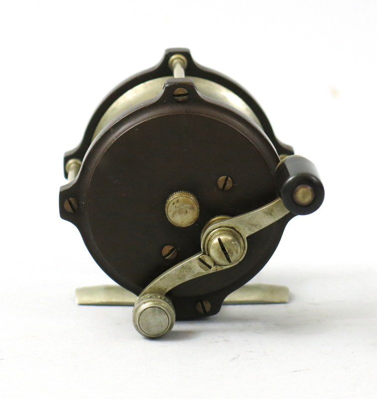 Early Julius vom Hofe Hard Rubber Reel (1 of 4)