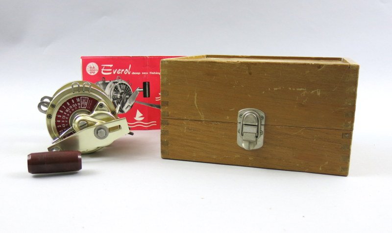 Everol 4/0 Italian Big Game Reel (1 of 4)