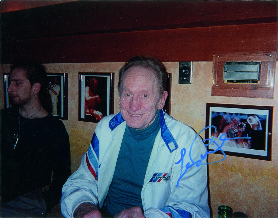 Les Paul Oversized Signed Photograph (1 of 1)