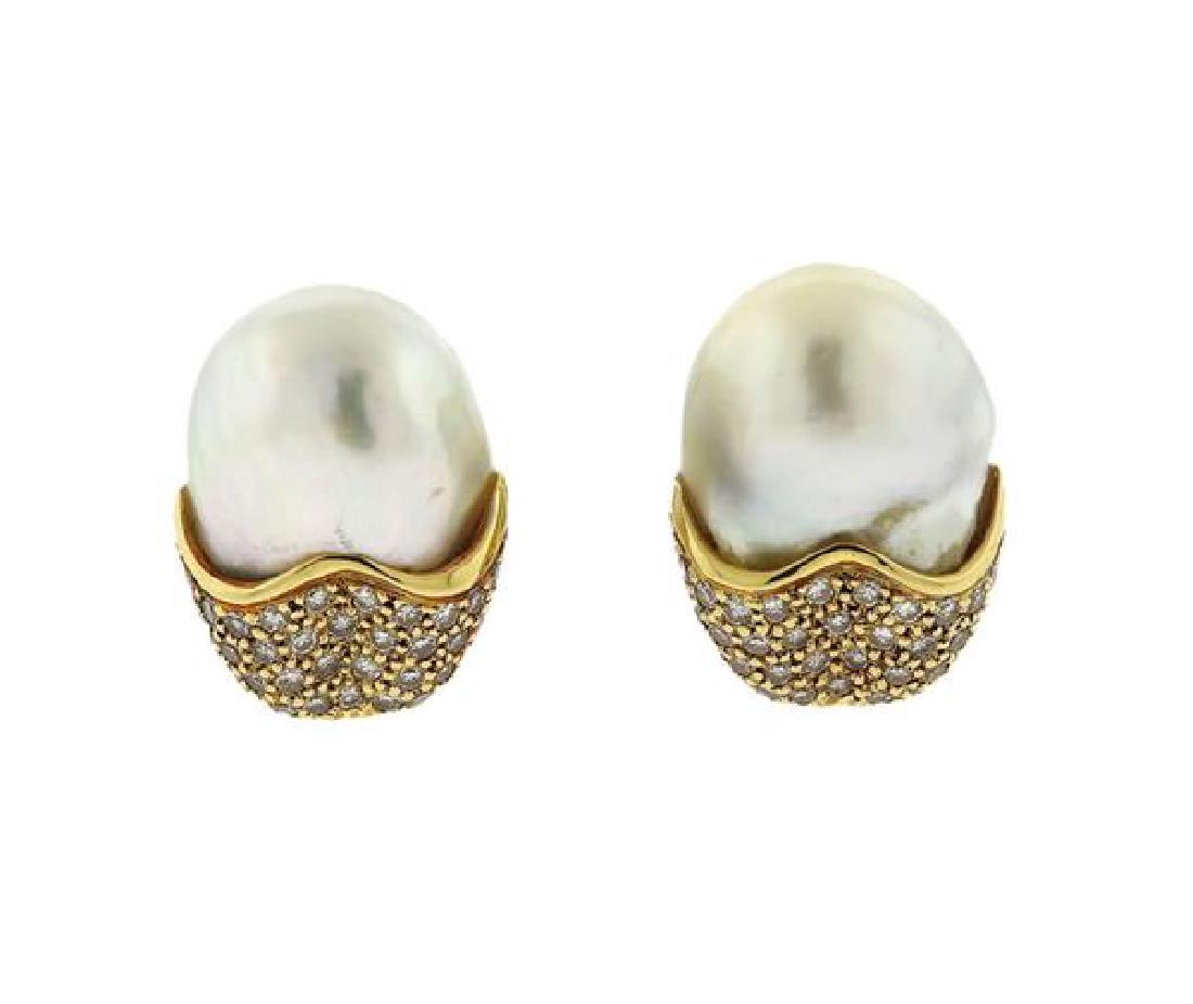 Ferran 18K Gold Diamond Pearl Earrings (1 of 5)