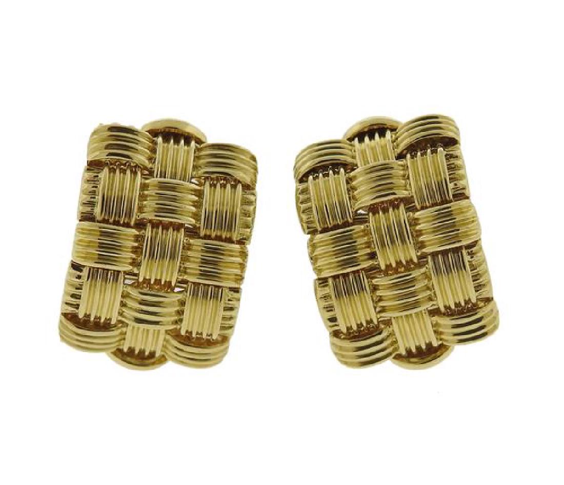 Roberto Coin Appassionata 18k Gold Earrings: METAL: 18k gold. MEASUREMENTS: earrings are 21mm x 15mm. MARKED: Signature Ruby, 18Kt, Italy, 1226VI. WEIGHT: 19.8 grams.Gemstones have not been graded for color and clarity ,and tested for clarity an