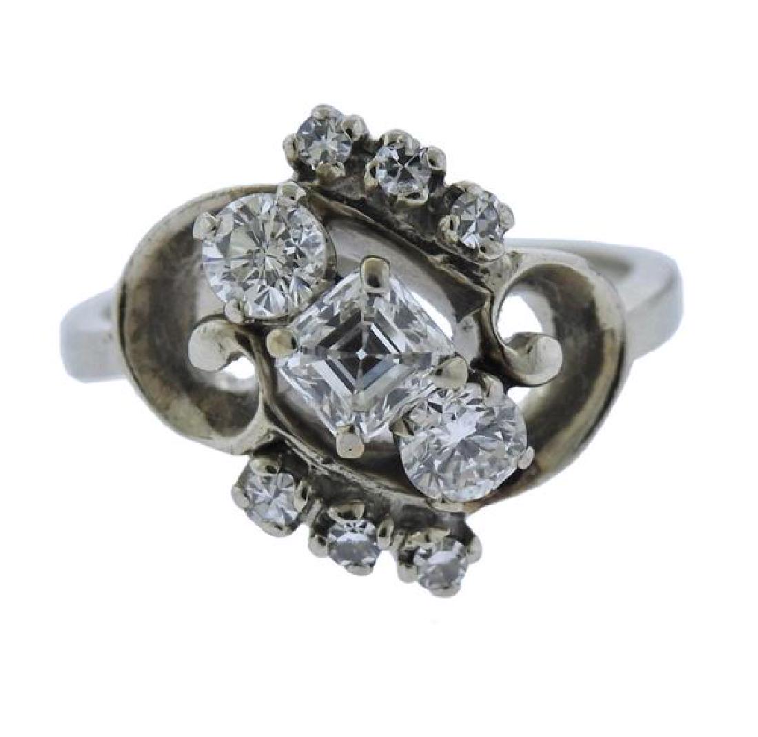 Retro  18K Gold Diamond Ring (1 of 3)