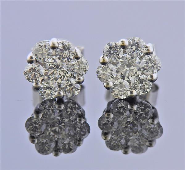 18K Gold Diamond Stud Earrings (1 of 3)