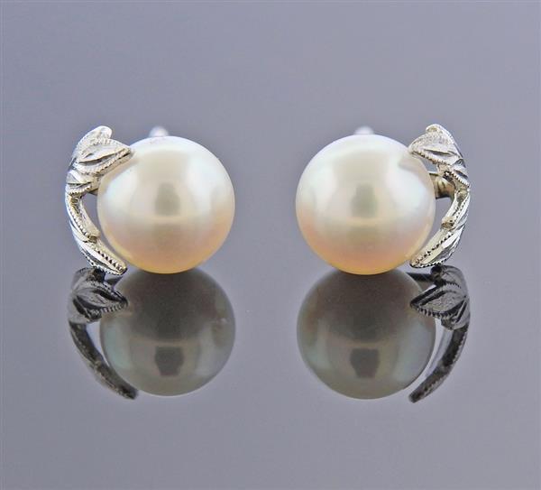 Mikimoto 18k Gold Pearl Stud Earrings (1 of 3)