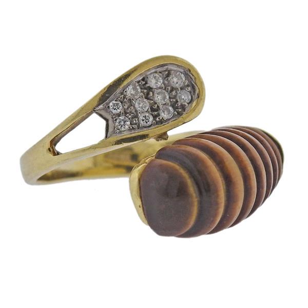1970s 18k Gold Carved Tiger's Eye Diamond Ring (1 of 3)