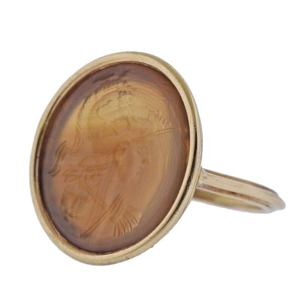 18K Gold Agate Intaglio Ring (1 of 3)
