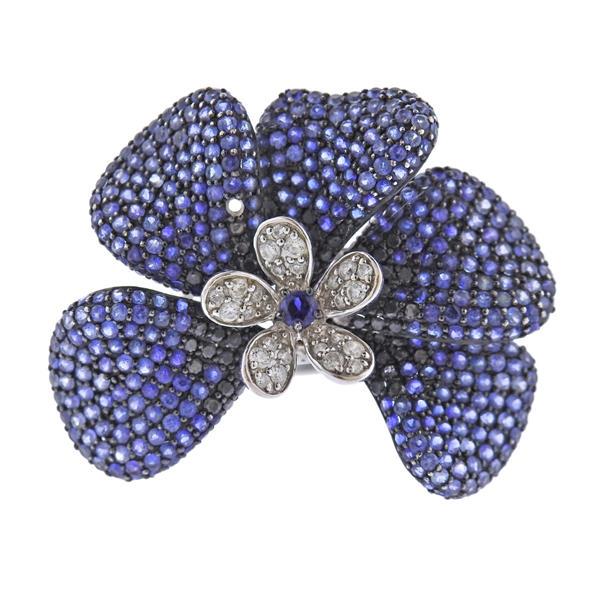 18k Gold Diamond Sapphire Flower Ring (1 of 4)