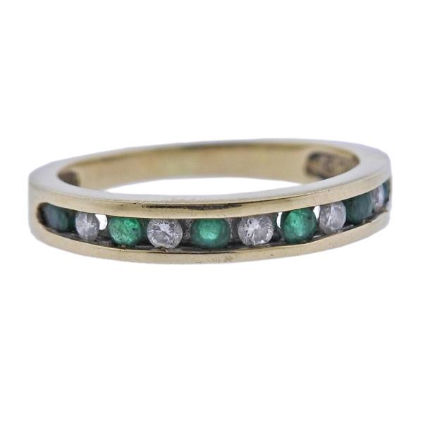 14k Gold Diamond Emerald Band Ring (1 of 2)