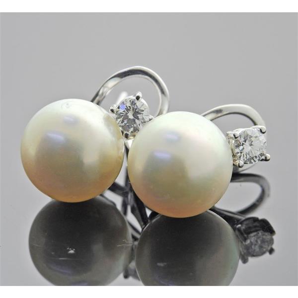18k Gold Diamond Pearl Earrings (1 of 4)