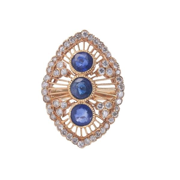 18k Gold Diamond Sapphire Ring (1 of 3)