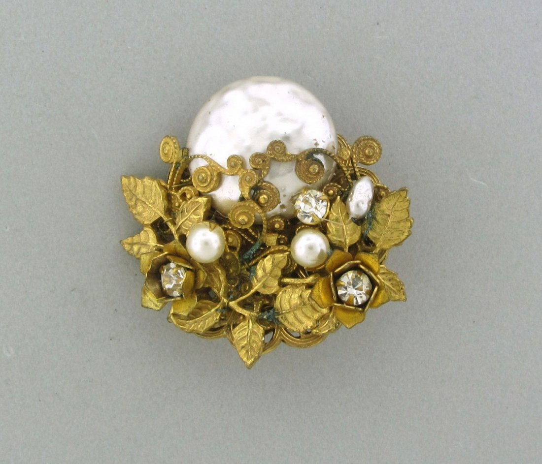 075: Miriam Haskell Faux Pearl and Rhinestone Brooch: Approx: 1 1/2" in diameter, Marked on the plate: Miriam Haskell