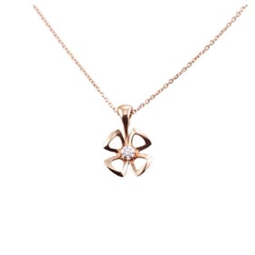 Bulgari Bvlgari Fiorever 18k Gold Diamond Pendant Necklace