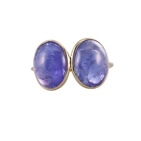 18k Gold Tanzanite Cabochon Ring