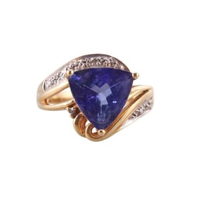 18k Gold Diamond Tanzanite Ring