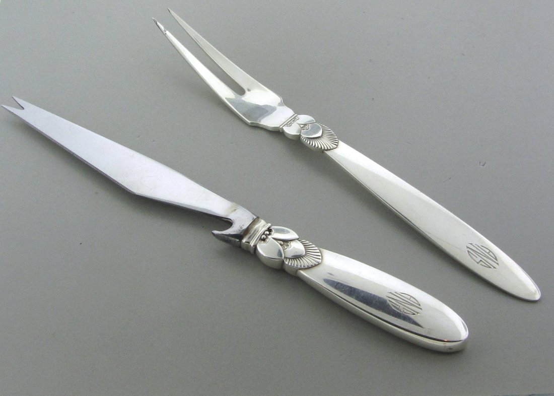 045: Georg JensenCactus Sterling Cold Meat Serving Set: Set includes - cold meant knife 8 3/8", cold meat for - 7 13/16". marks - sterling,Denmark,Georg Jensen & Wendelas. weight - 1.77 ozt + knife *** nonogram ANS***