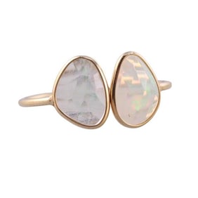 18k Gold Opal Ring