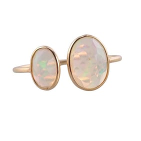 18k Gold Opal Ring