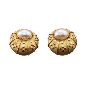 18k Gold Mabe Pear Clip on Earrings